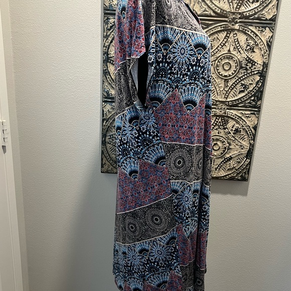 DANA BUCHMAN Dress Print Shift Black Red V-Neck Button Stretch XL - Picture 4 of 11